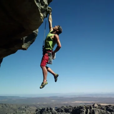 Turismo de escalada en roca para viajeros activos